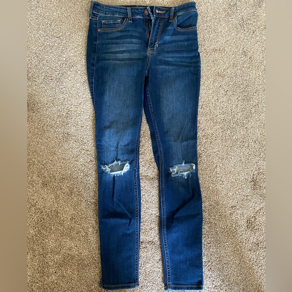 Hollister 3S High Rise Super Skinny Ripped Jeans